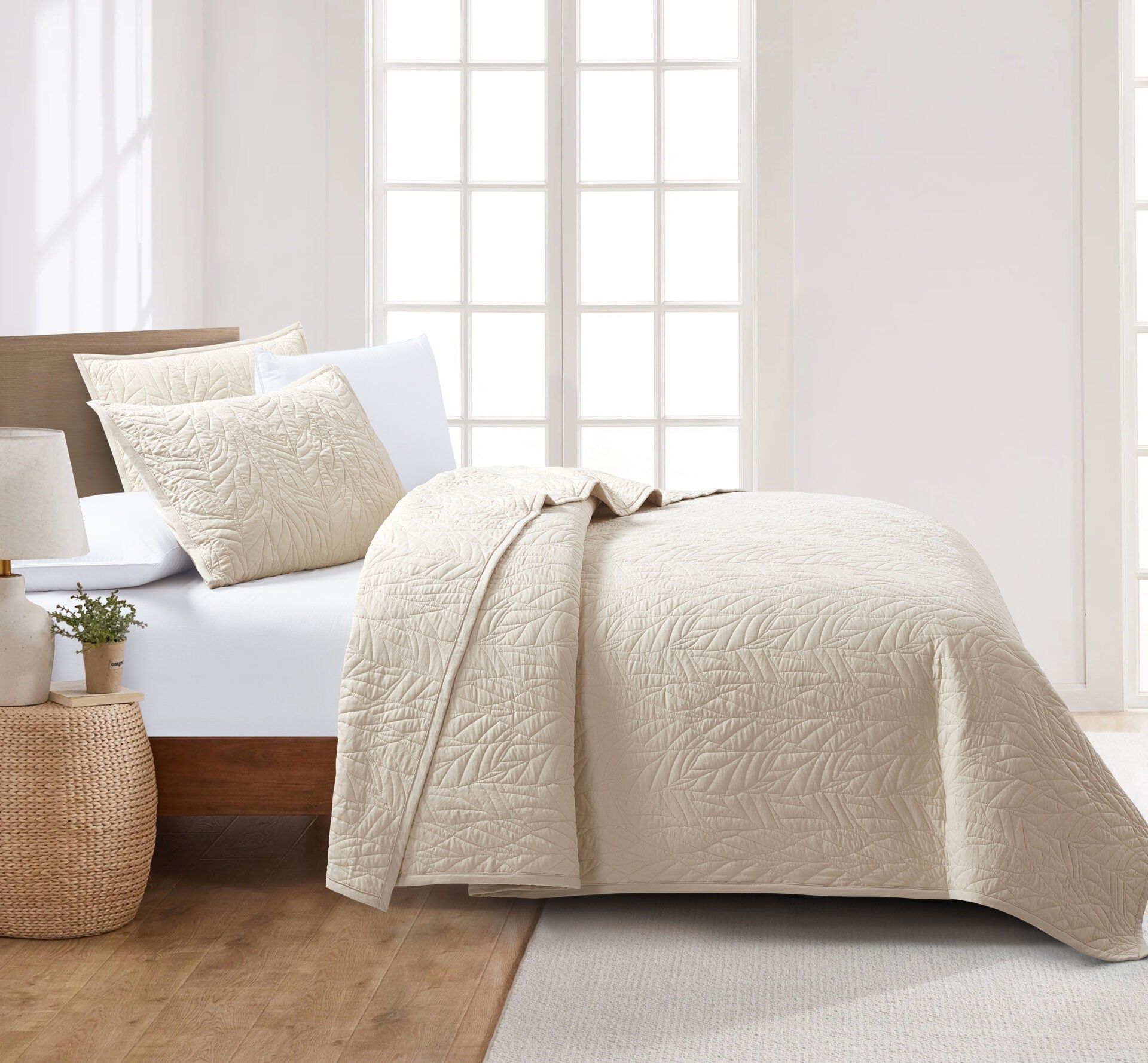 Fiona (Moonbeam) Bedspread-1