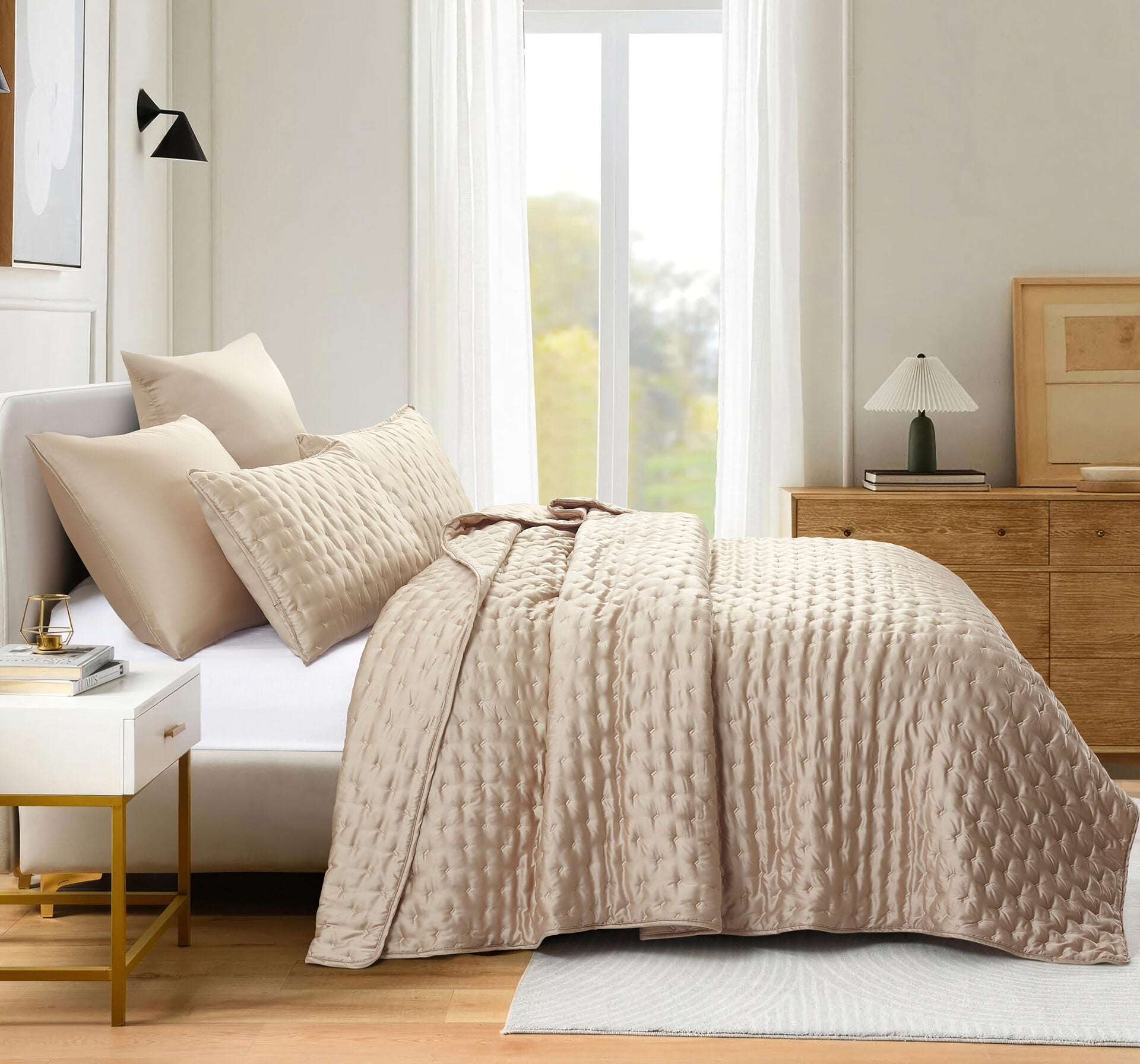 Gisele (Beige) Bedspead-0