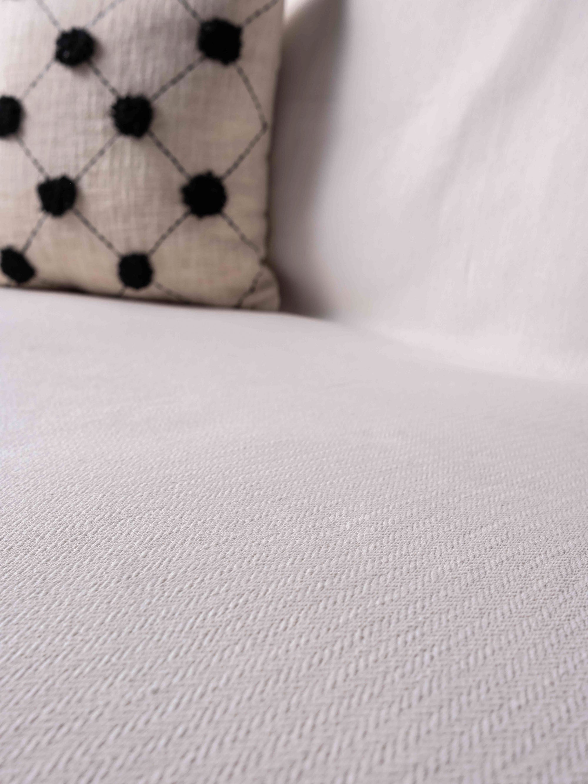 Nala Off White Throw