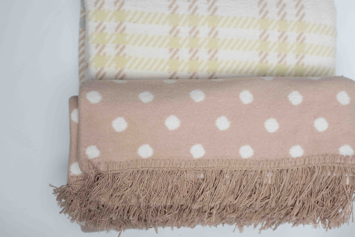 Blanket 180X220 Carla Dots