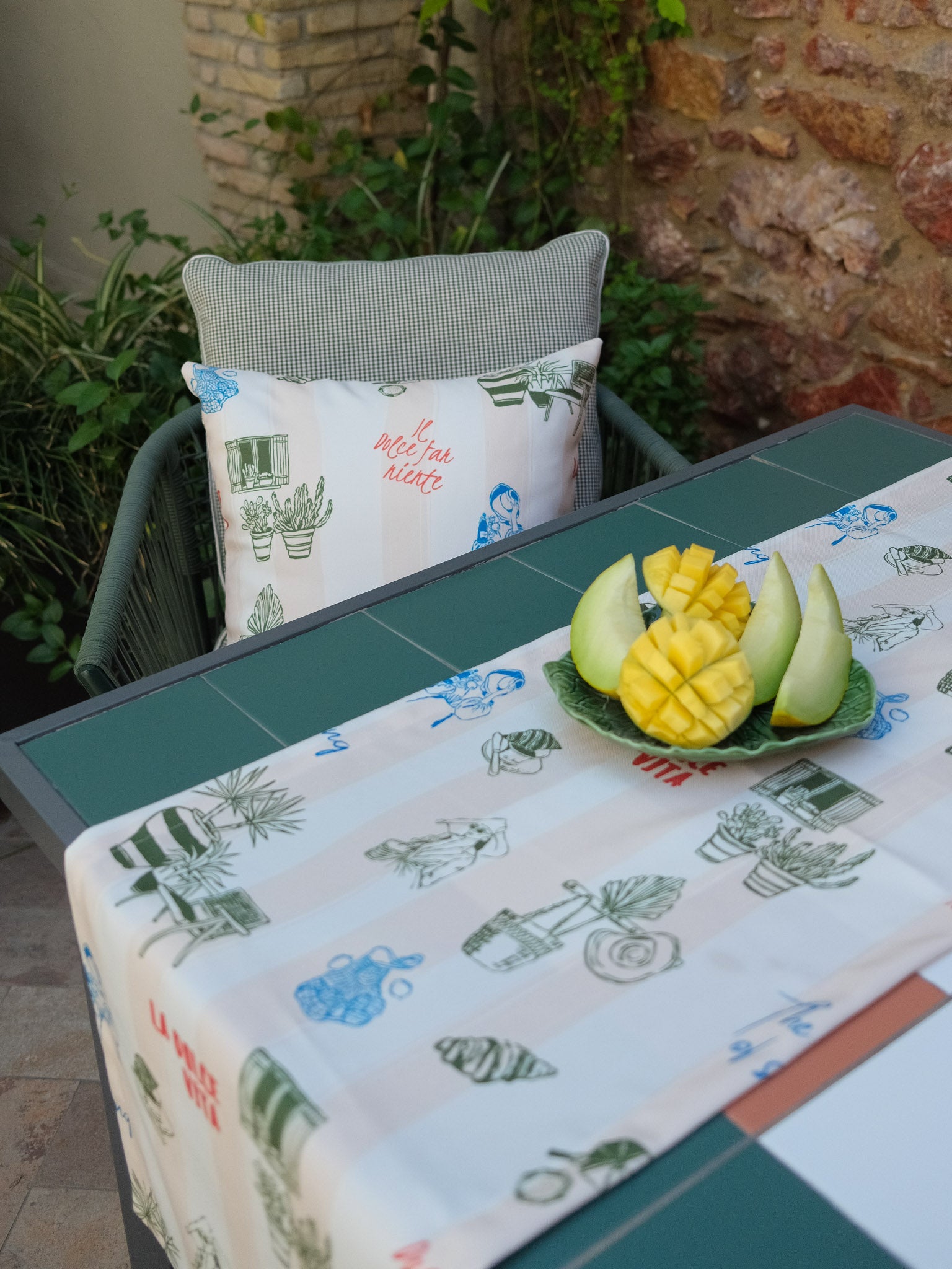 Symmetry Living Table Runner 45x150 Aperitivo
