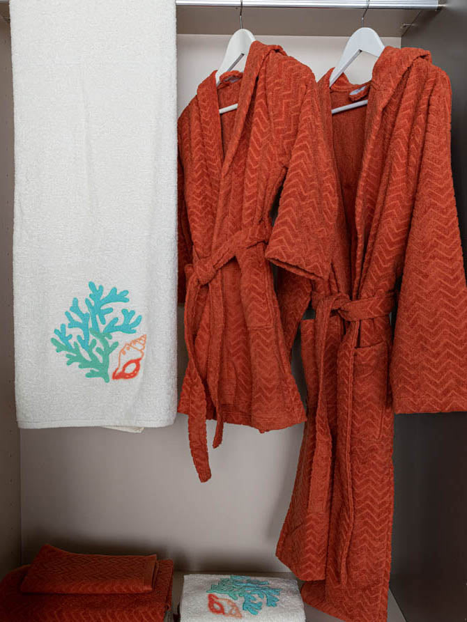 Coral towel