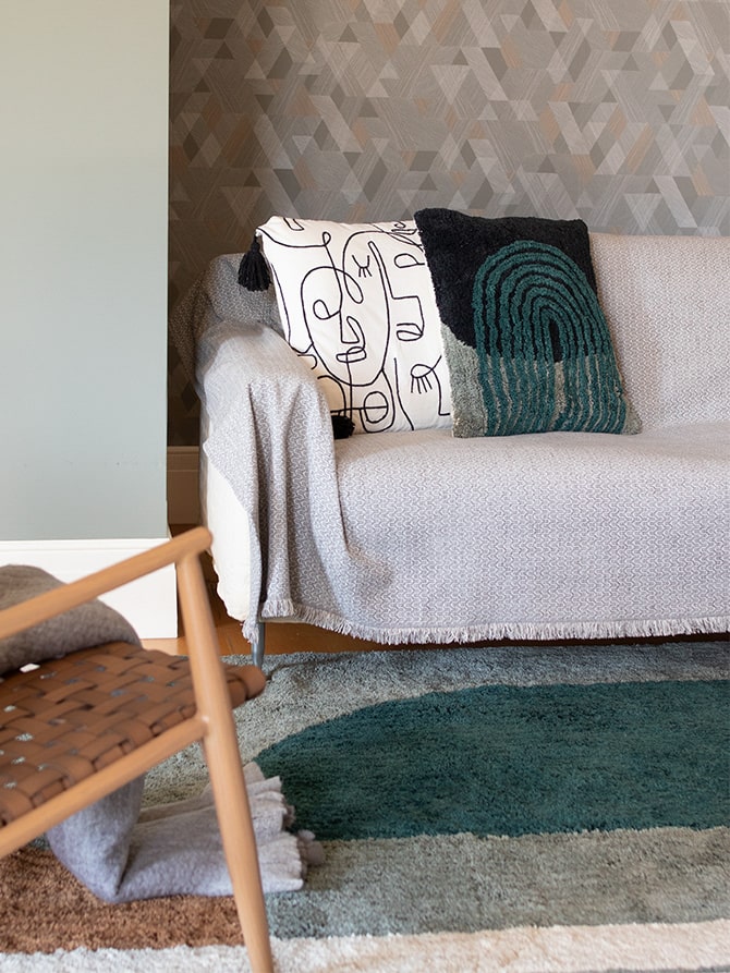 Onda Gray throw