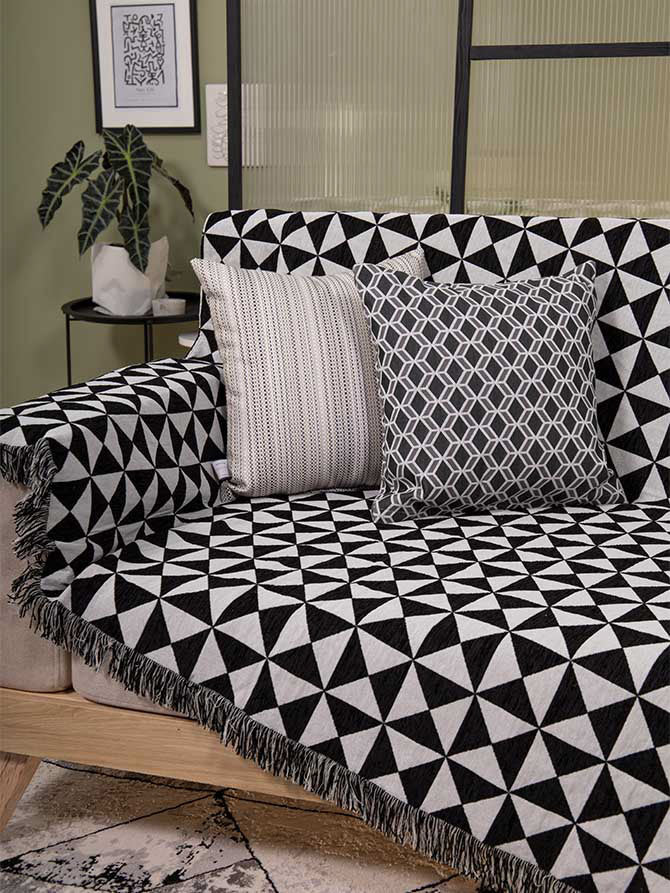 Decorative Pillow Case Symmetry Living 45X45 Line Black Multi
