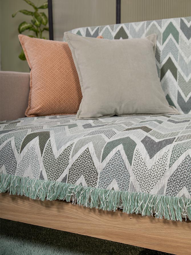 Chevron Green-Mint Throw