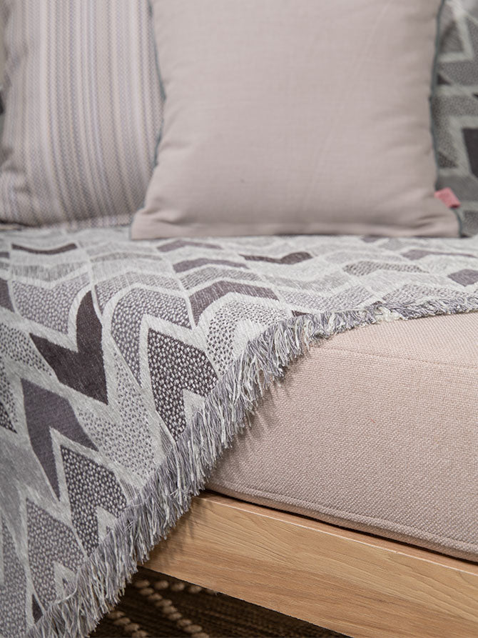 Chevron Grey-Mint Throw