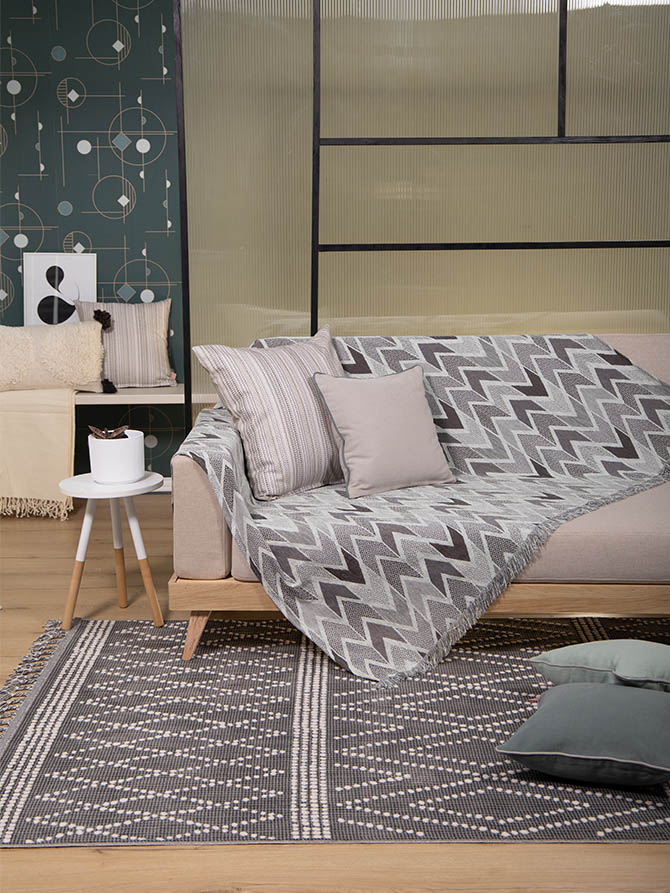 Chevron Grey-Mint Throw