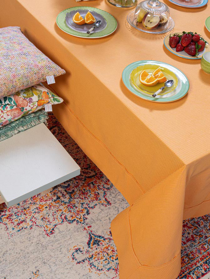 Dream tablecloth