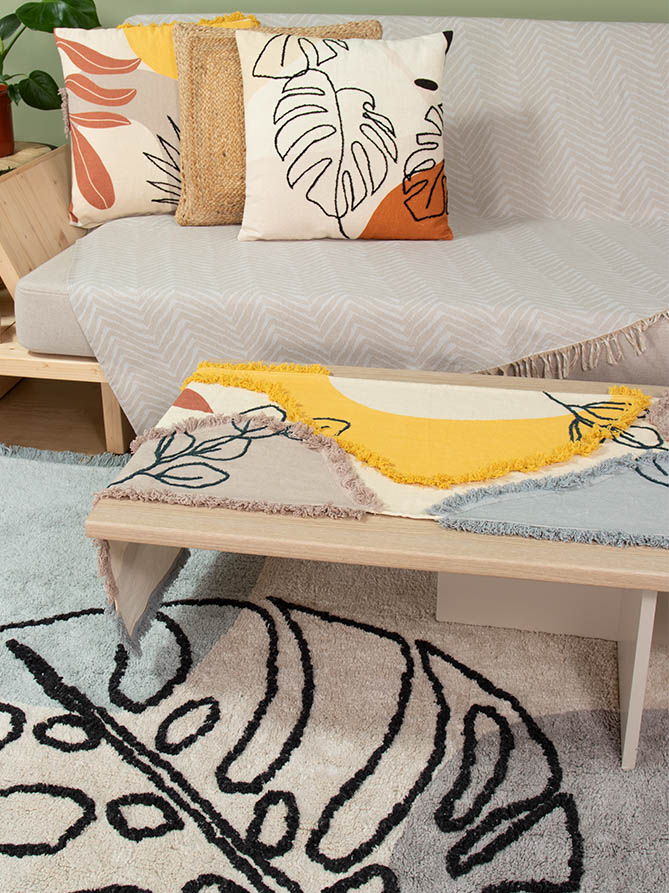 Symmetry Living Elodie Beige Throw