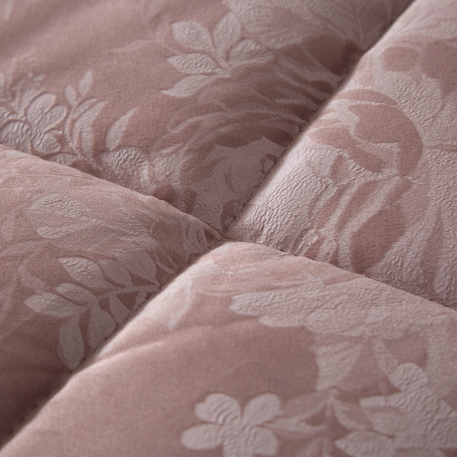 Cordelia (Amethyst) Comforter-4