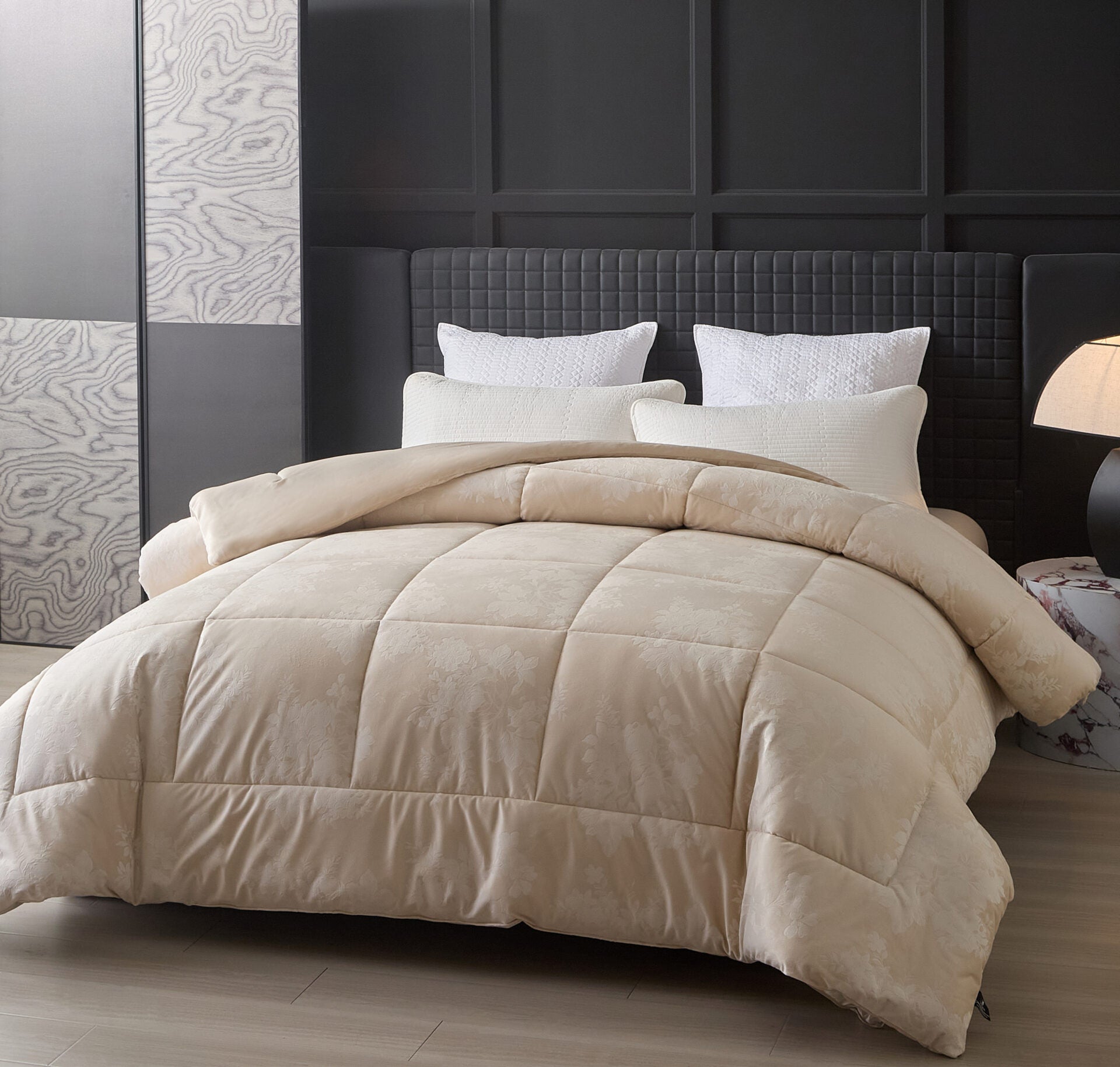 Cordelia (Cream) Comforter-1