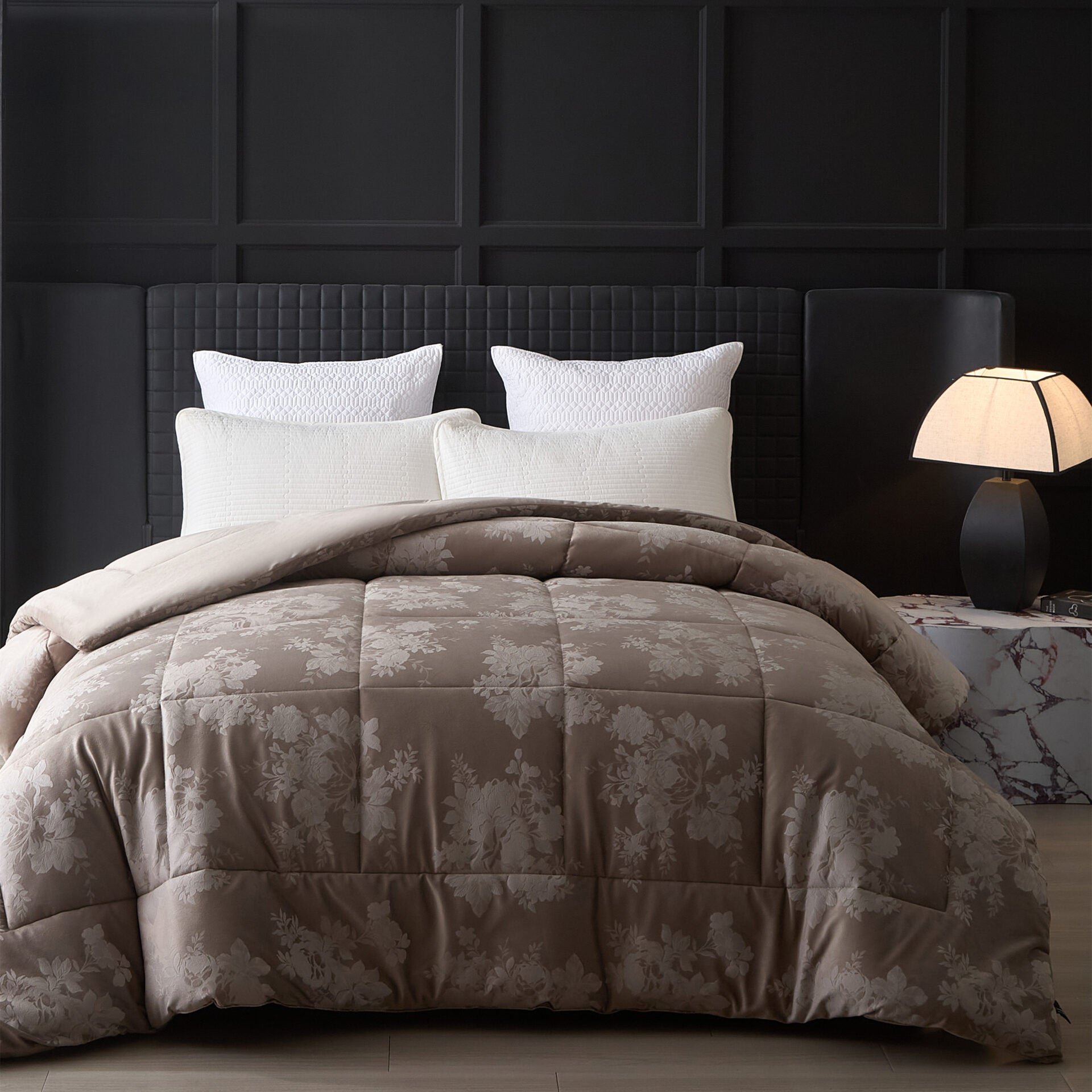 Cordelia (Grey) Comforter --0