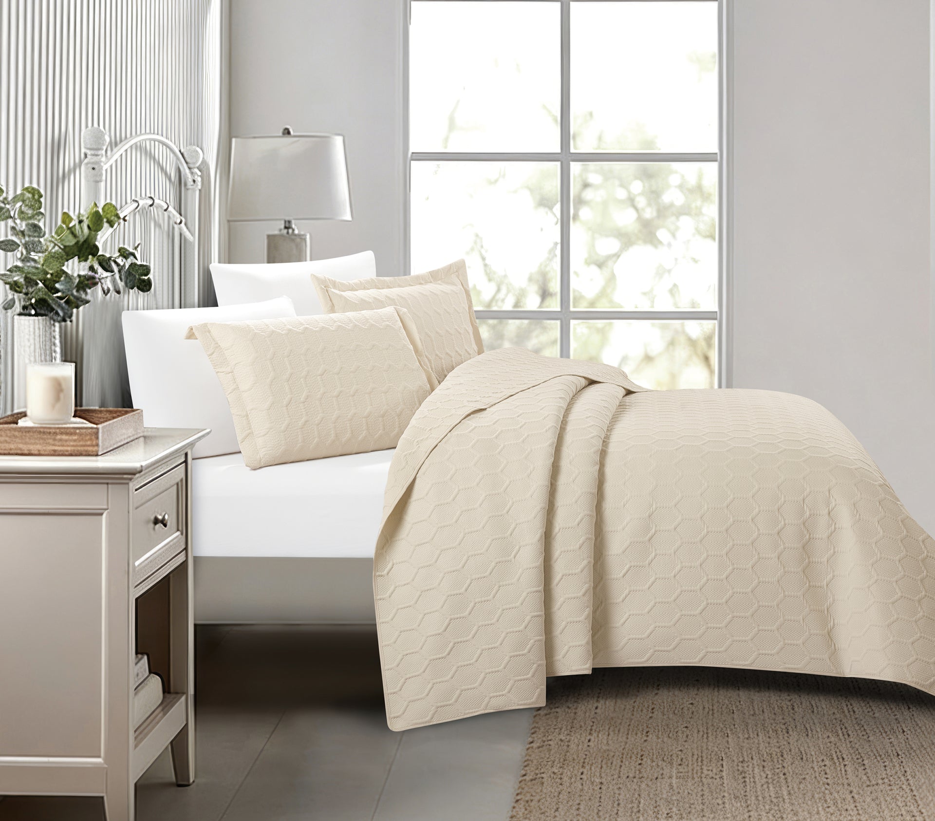 Glenda (Linen) Bedspread-0