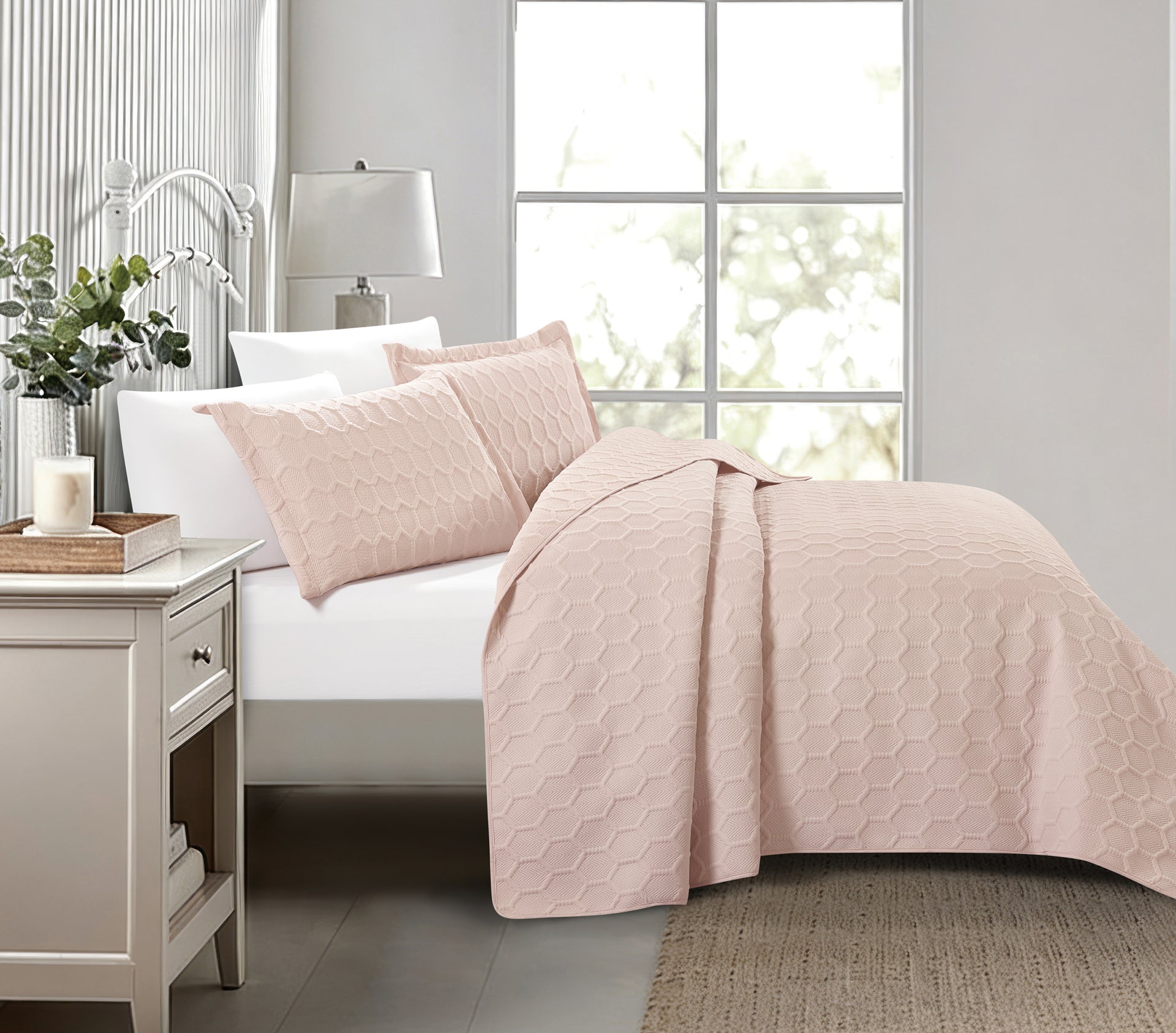 Glenda (Rose) Bedspread-0