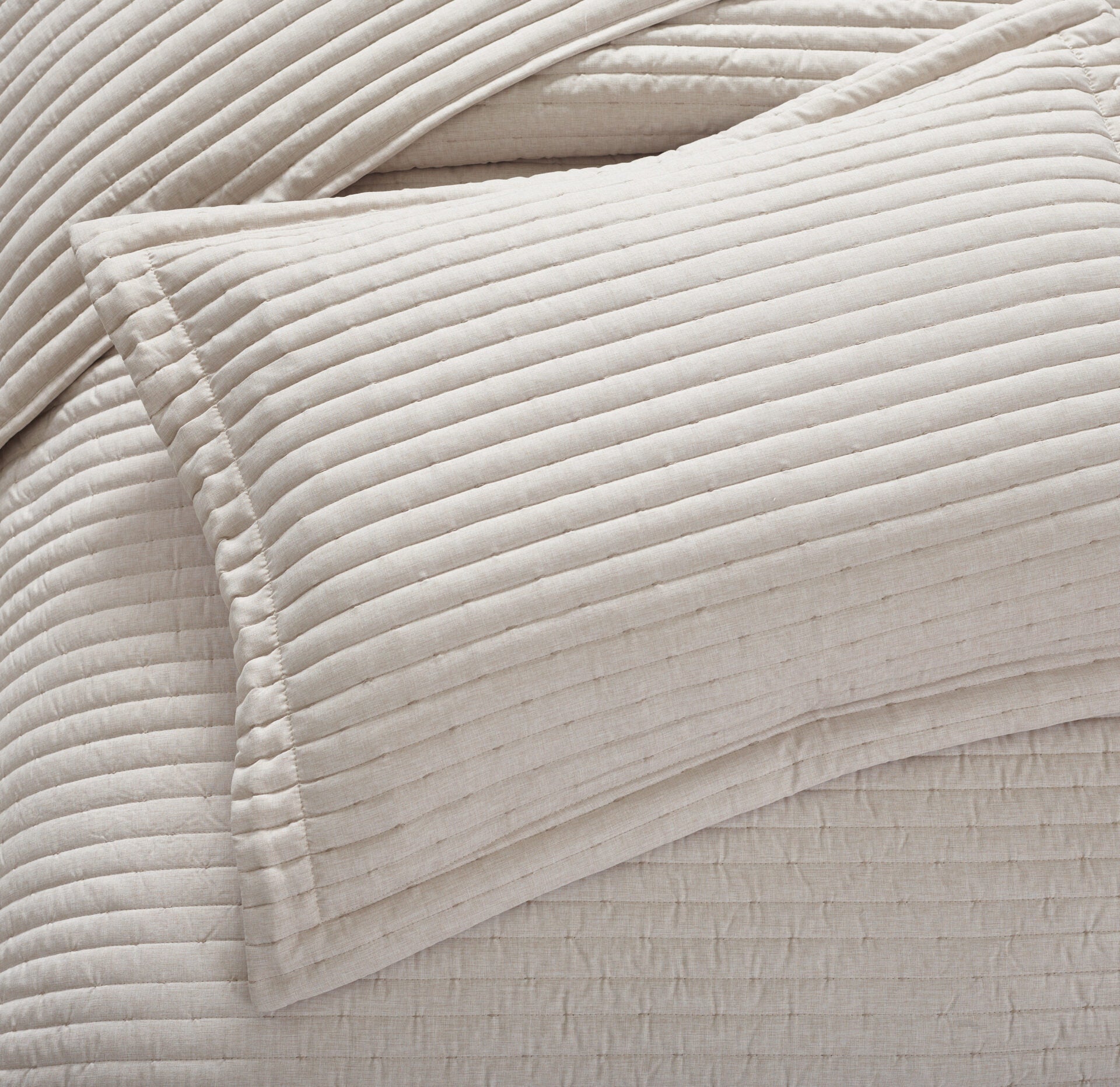 Mabelle (Beige) Bedspread-4