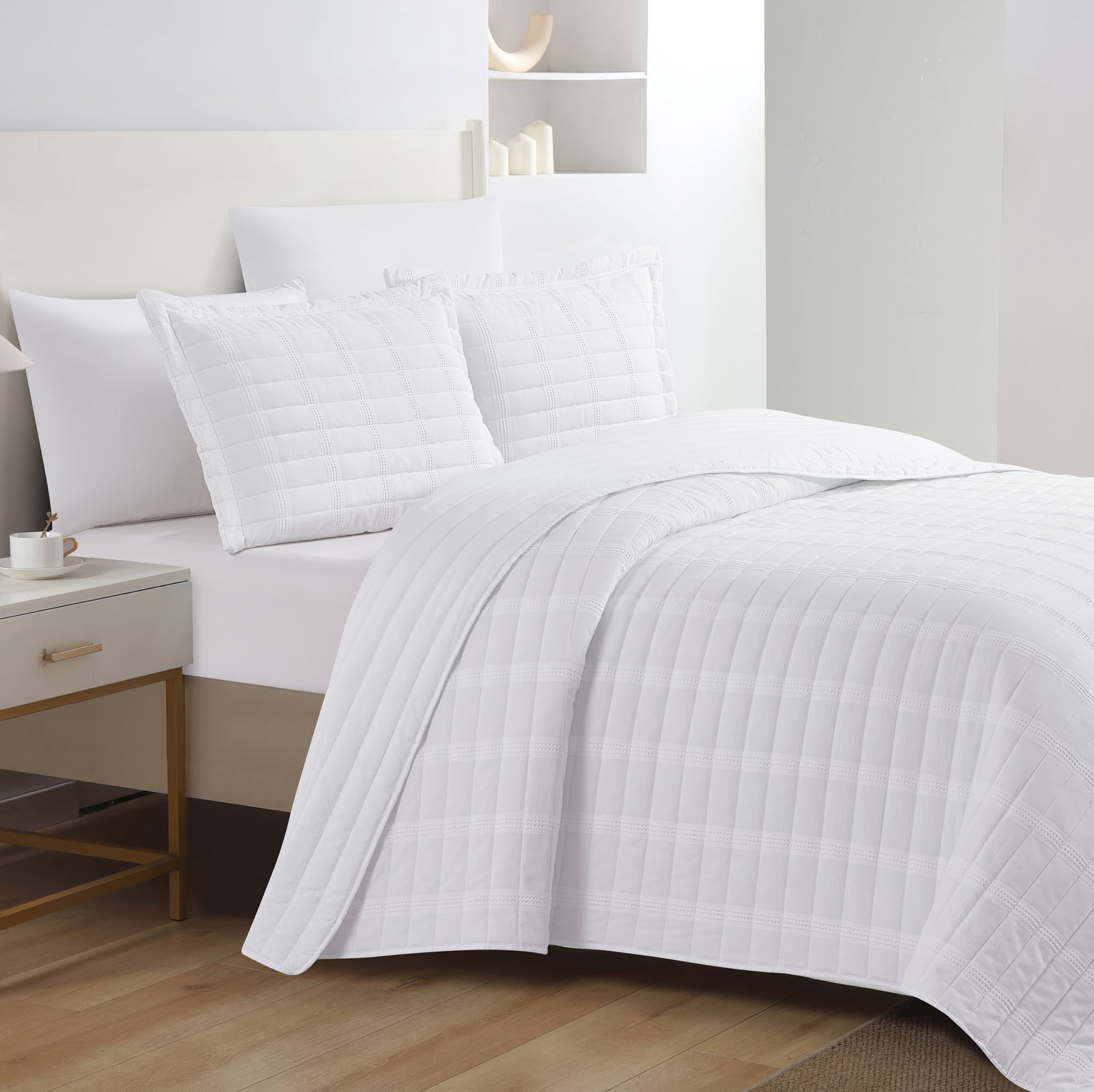Sabina (Off white) Bedspread-0