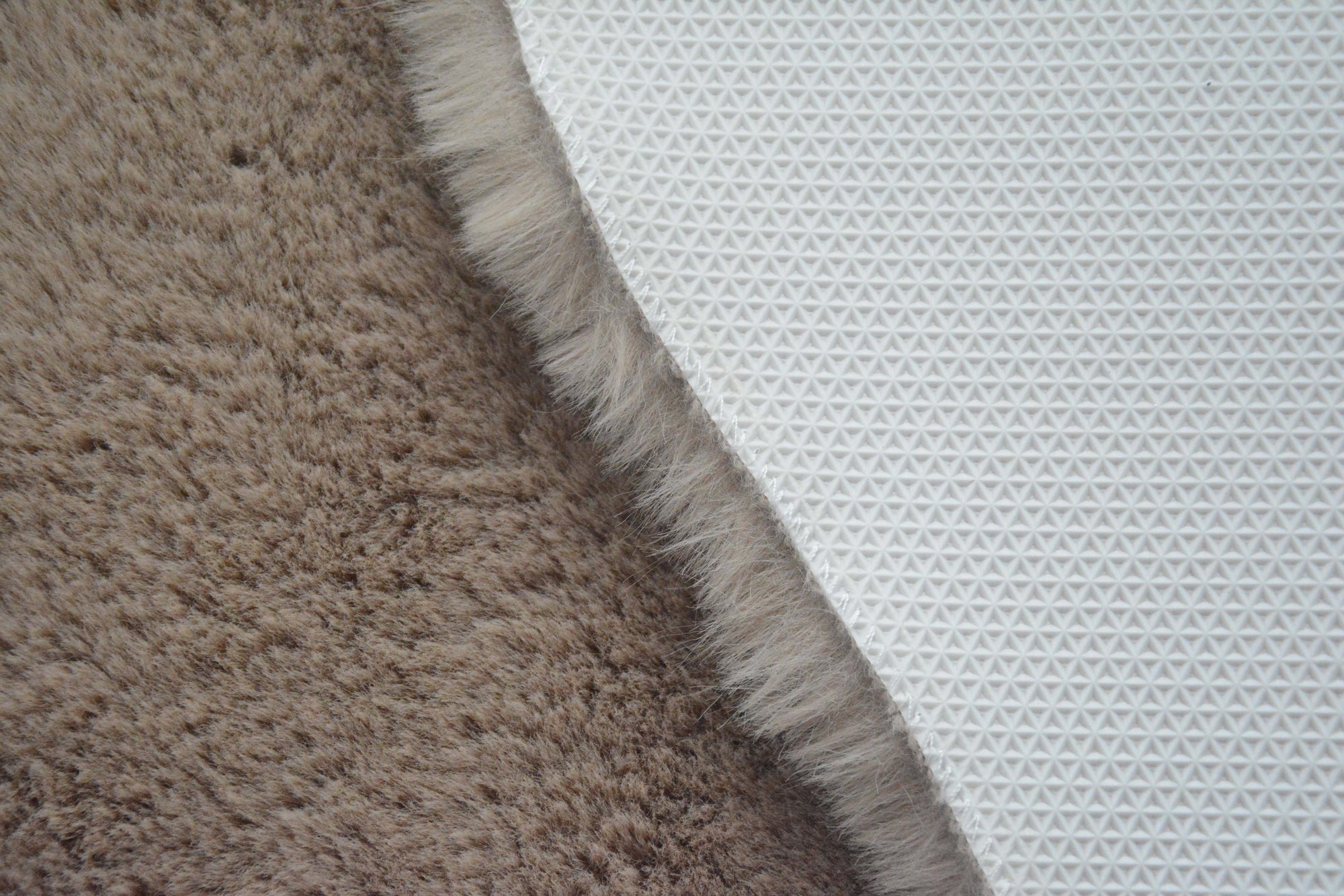 ΧΑΛΙ PUFFY FC5 TAUPE ANTISLIP - 100X160  NewPlan-1